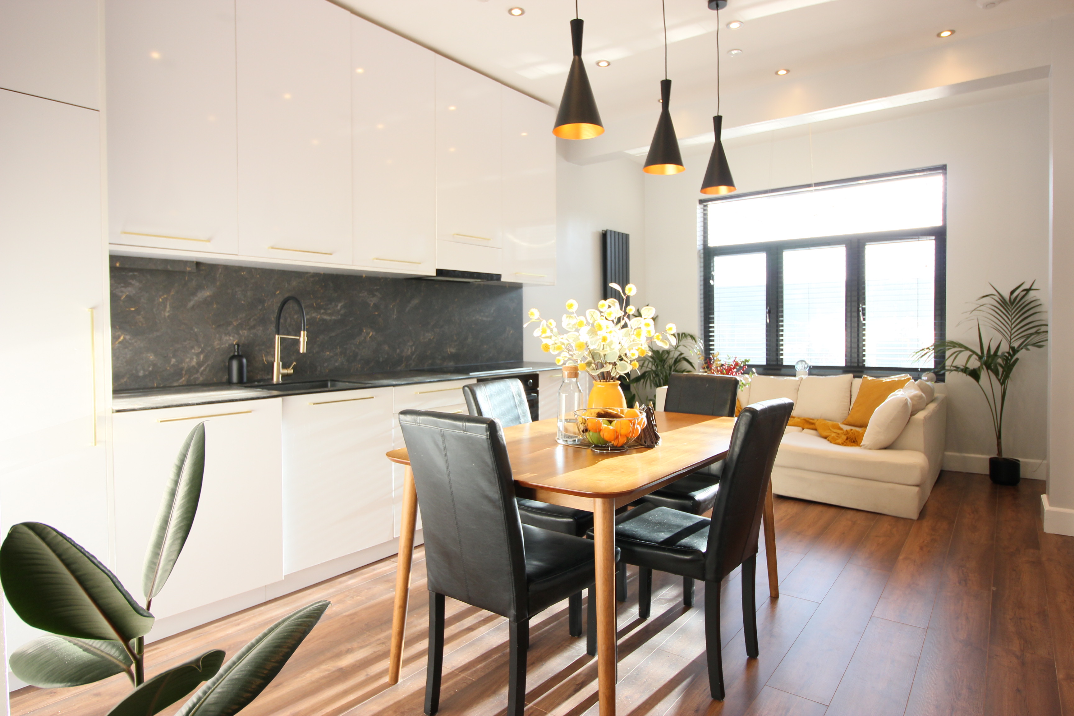 Living room, Kitchen
