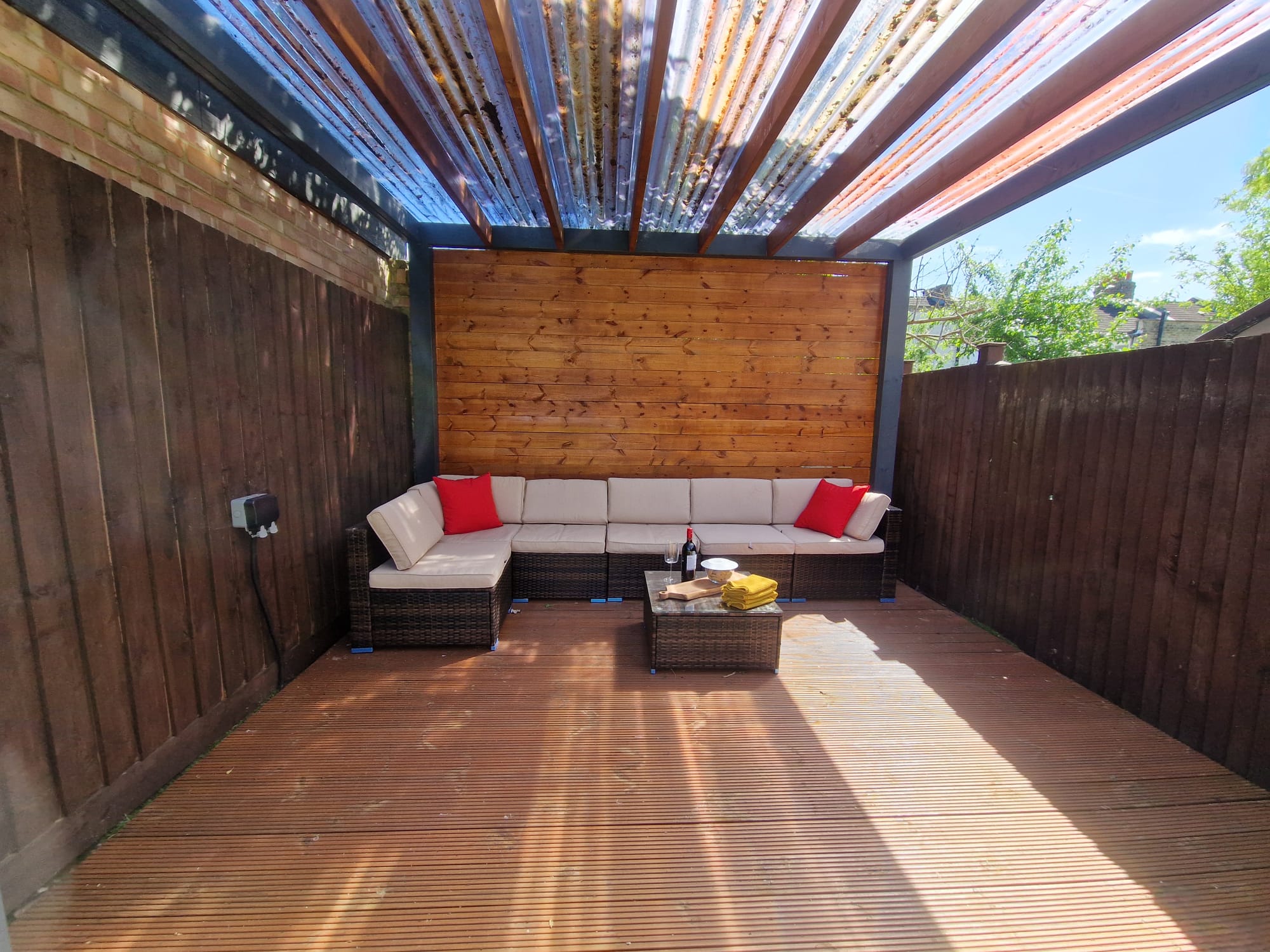 Back Garden Pergola Flat 2, Ealing